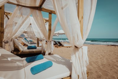 gazebo  sunbeds on the beach 2